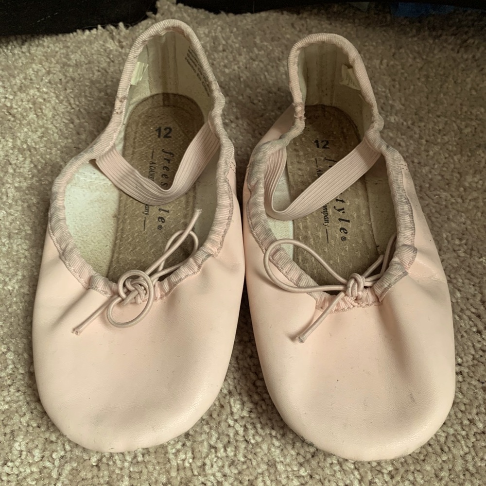 Freestyle size 12 pink ballet shoes GUC